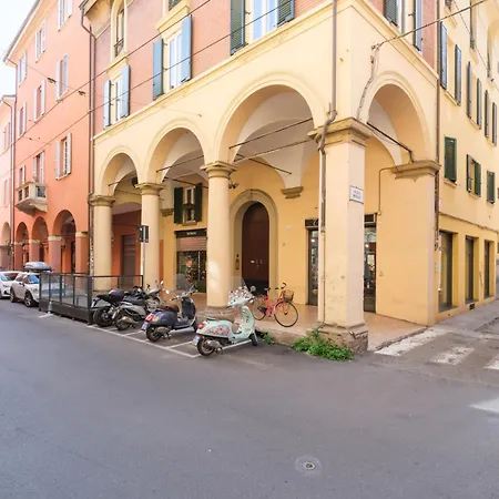 Loungefloor Design Apartment